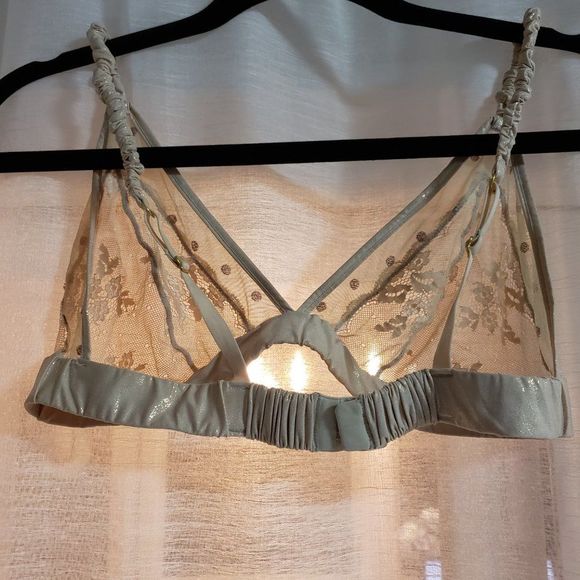 Ellipse Lace Bra Women's SIZE M-L - Picture 4 of 5